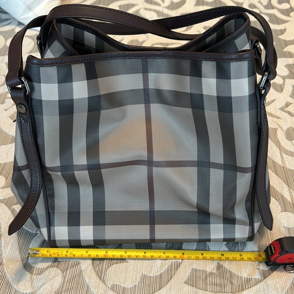 Burberry expandable small tote/shoulder bag - Picture 2 of 11